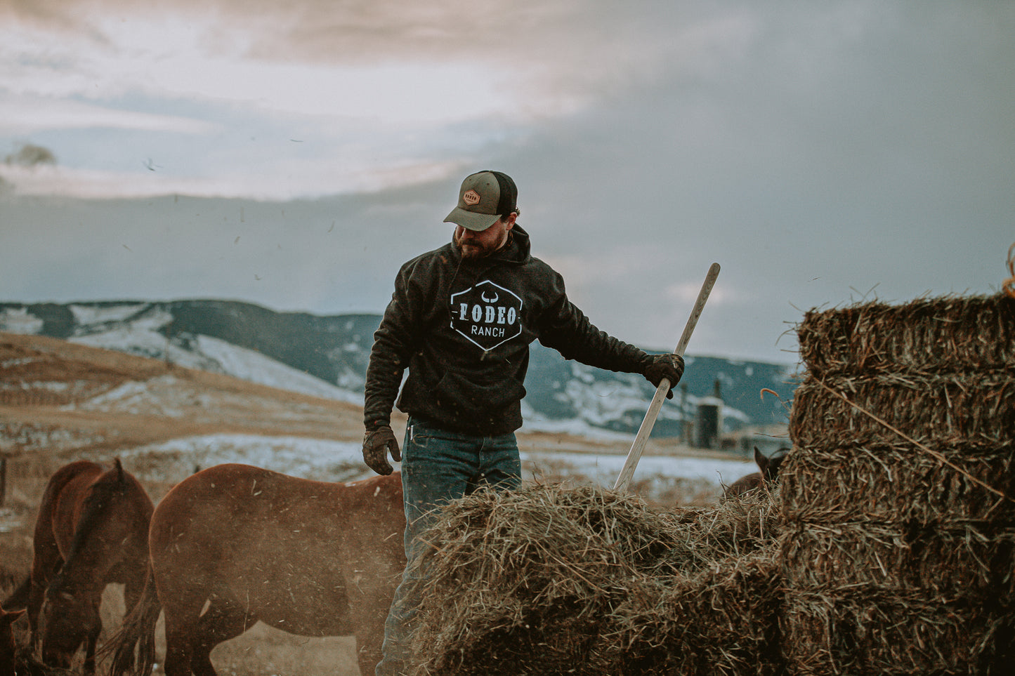 Rodeo Ranch Classic Logo Hoodie - Heather Charcoal